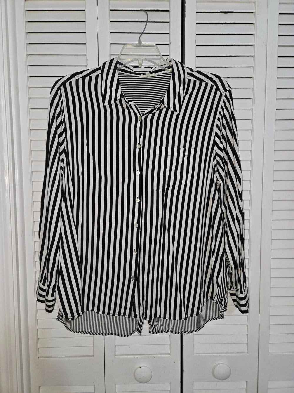 Jane and Delancey Women's 1X Striped Button-Up Shirt
